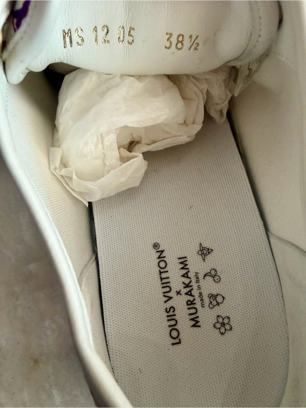 Louis Vuitton White Multicolor Monogram Low-Top Sneakers - Picture 5 of 8